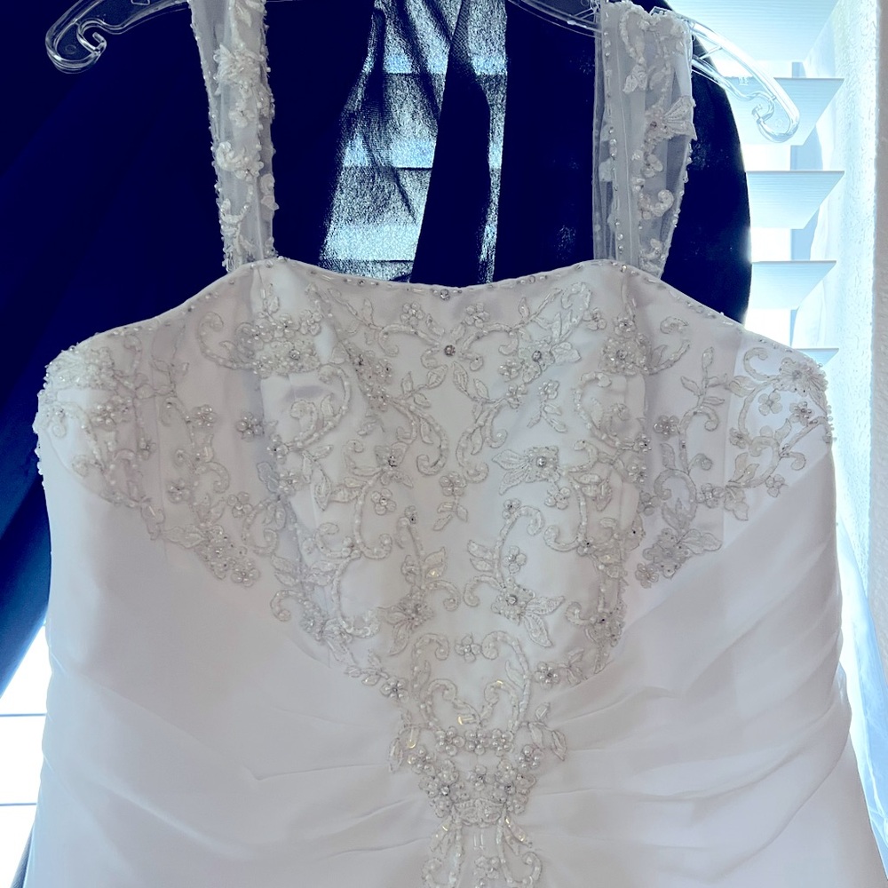 Davids Bridal Dress Used